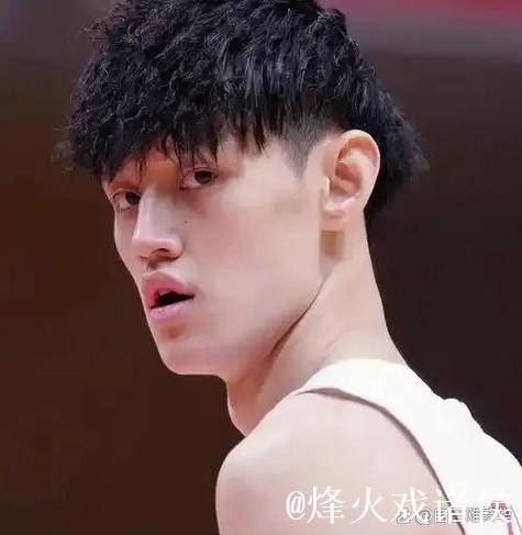 博主谈曾凡博：此时此刻的停滞是在浪费自己的宝贵时间