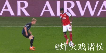 塔帅:马杜埃凯与萨卡各展所长,竞争促成长 塔帅:马杜埃凯与萨卡各展所长,竞争促成长